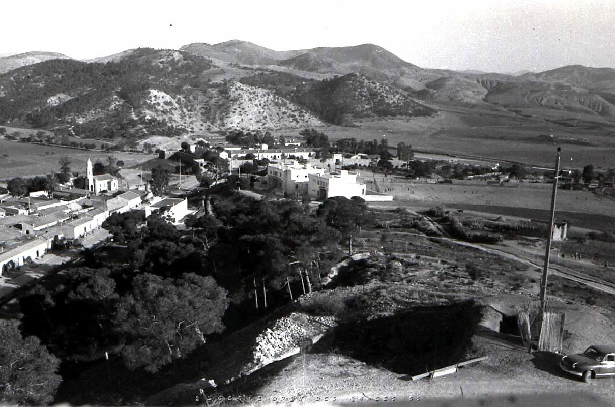 Ammi-moussa 502- Vue ensemble COLLECTION DES AMIS DE ND DE SANTA CRUZ.jpg